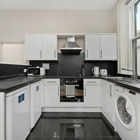 Paddington Modern Apartments London Exterior photo